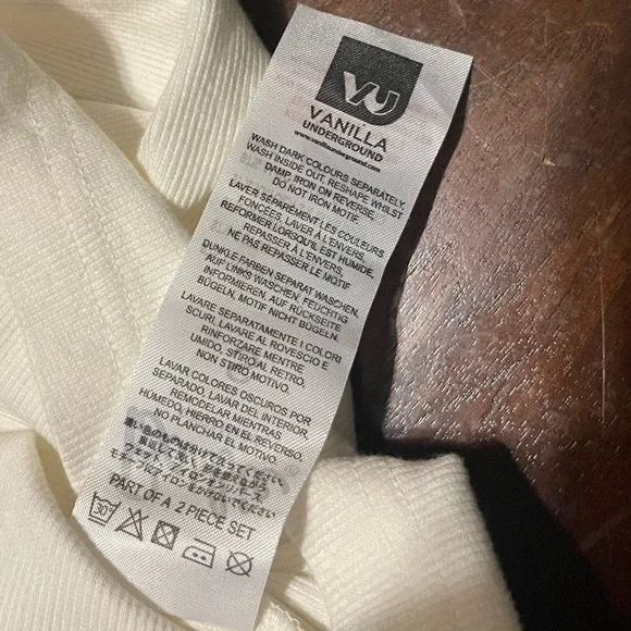 Barbie cream and pink tank top S - Picture 5 of 6